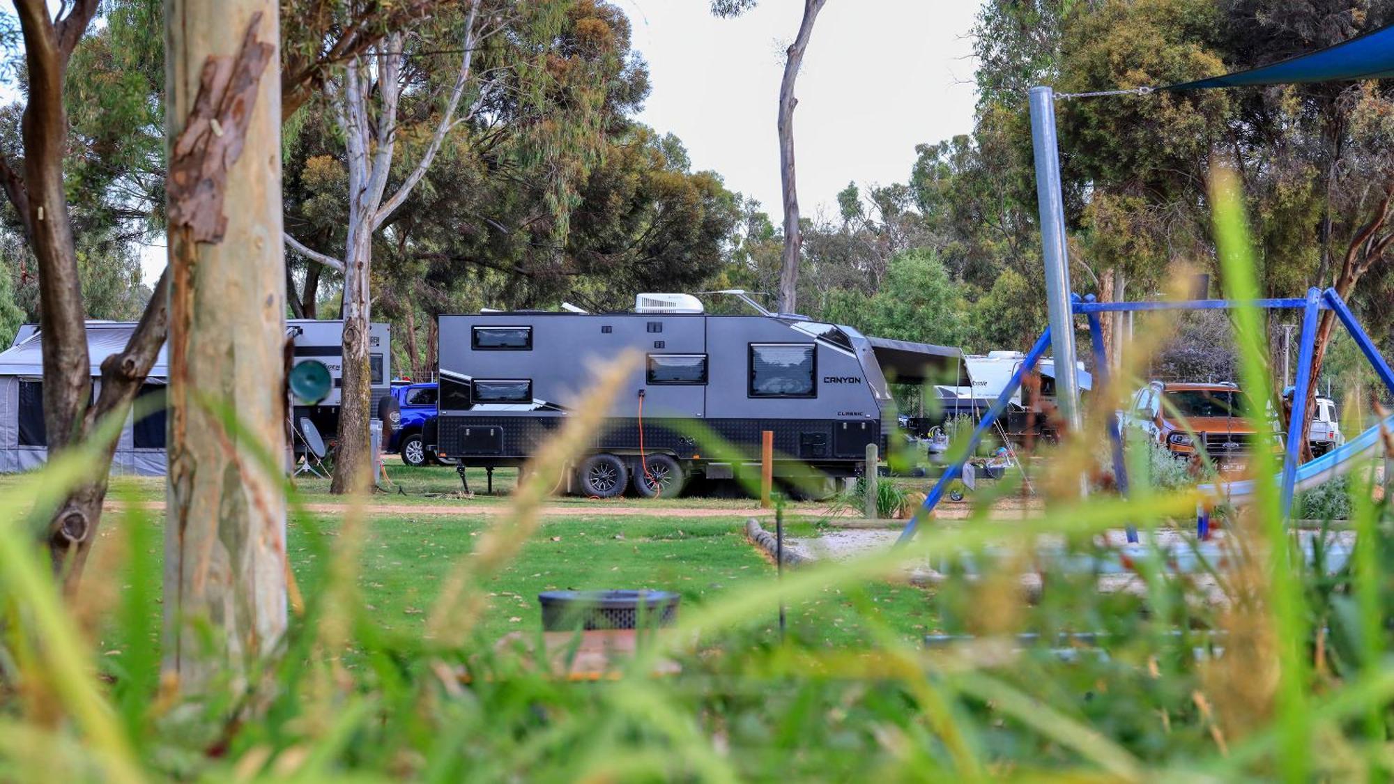 Yarrawonga Riverlands Tourist Park Eksteriør billede
