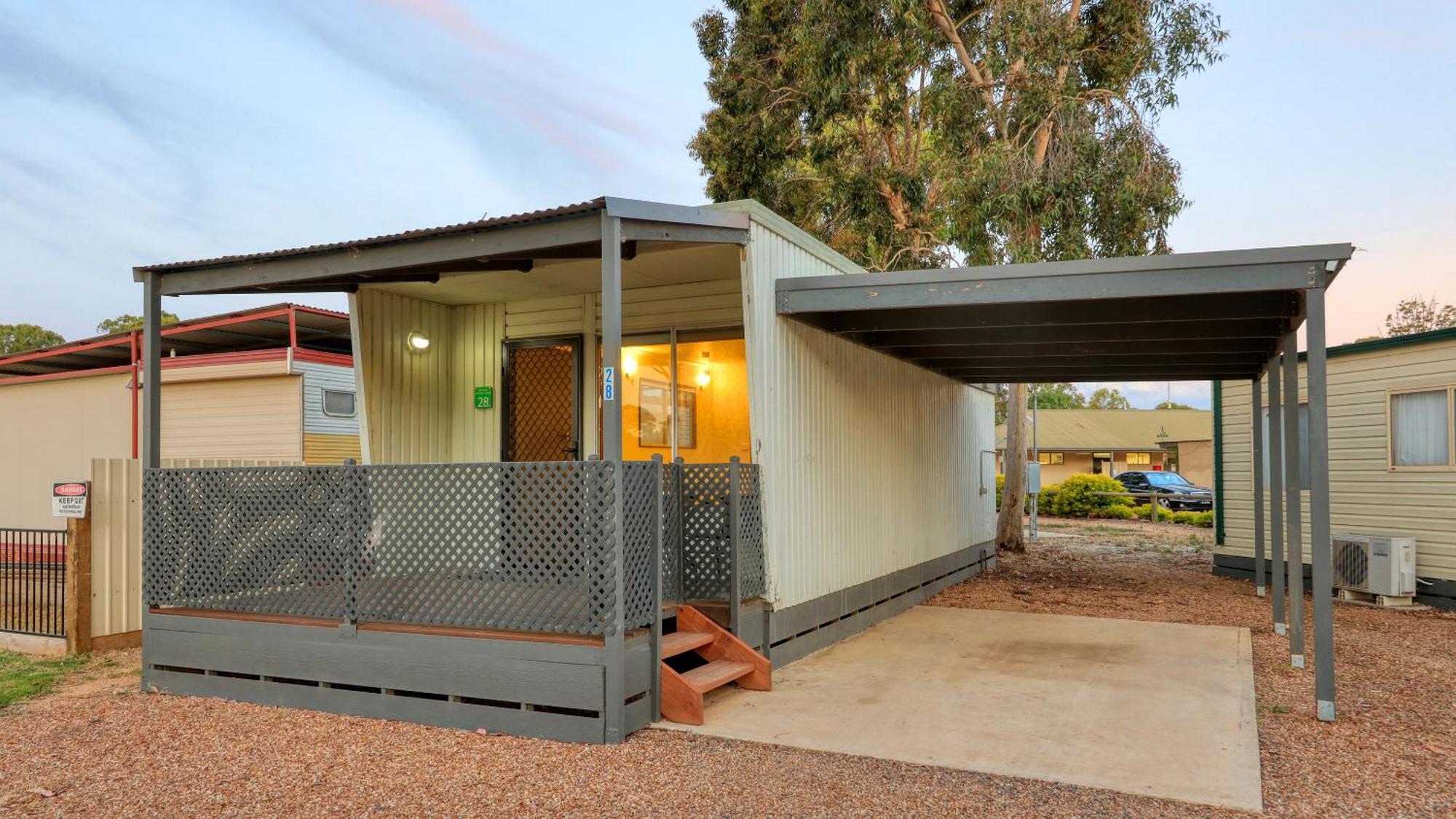 Yarrawonga Riverlands Tourist Park Værelse billede