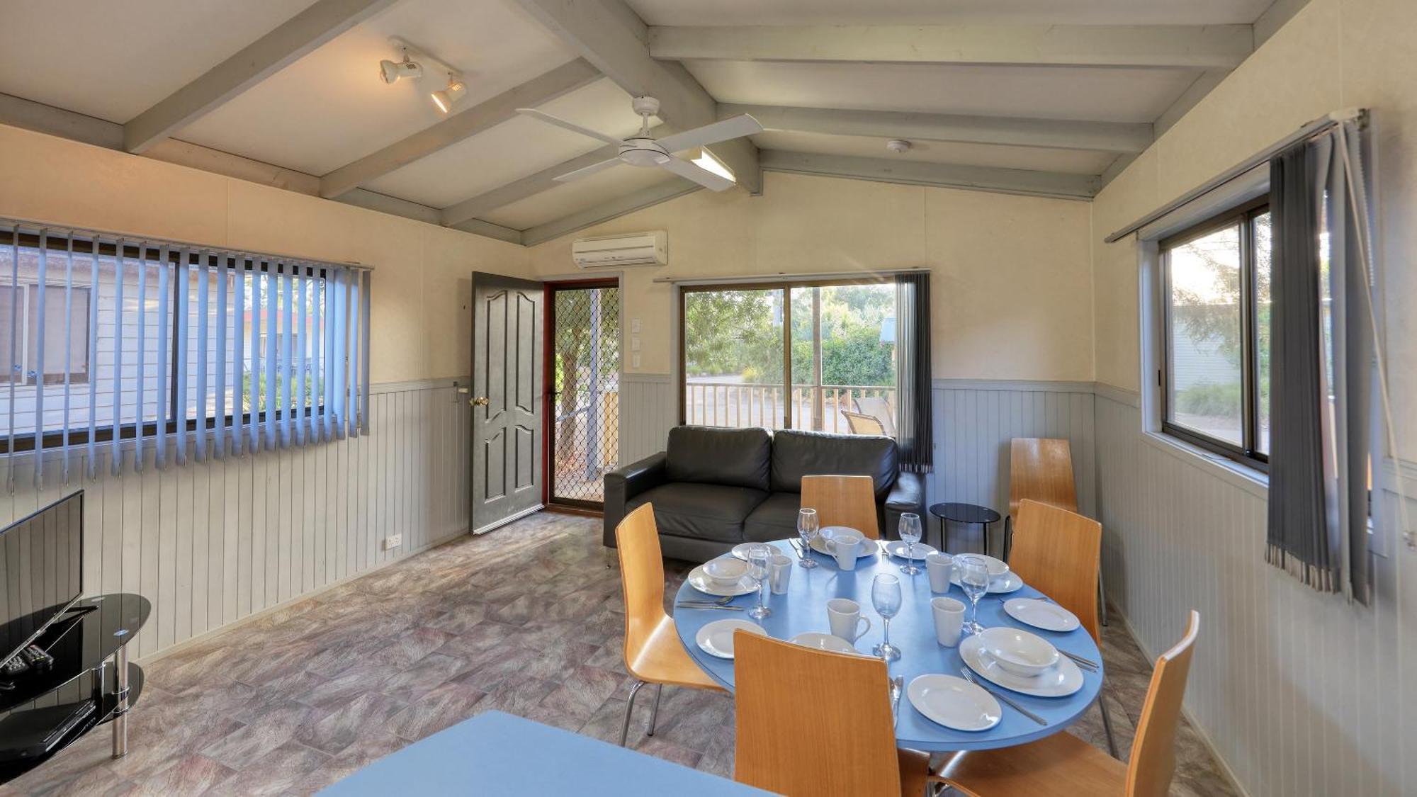Yarrawonga Riverlands Tourist Park Værelse billede